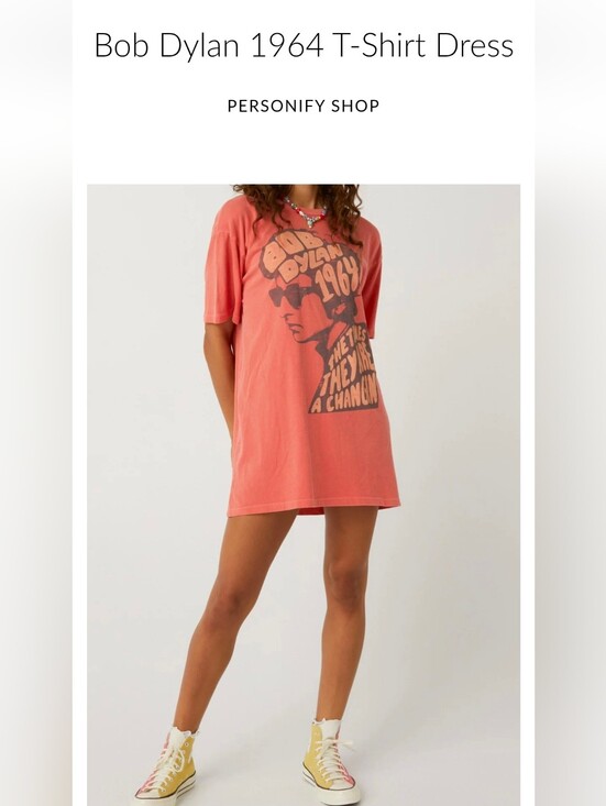 Daydreamer Other - Daydreamer Coral Graphic Tee